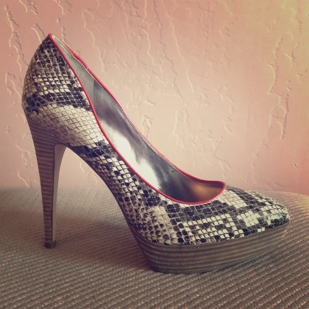 Guess heels, used, size 10 M, original box.